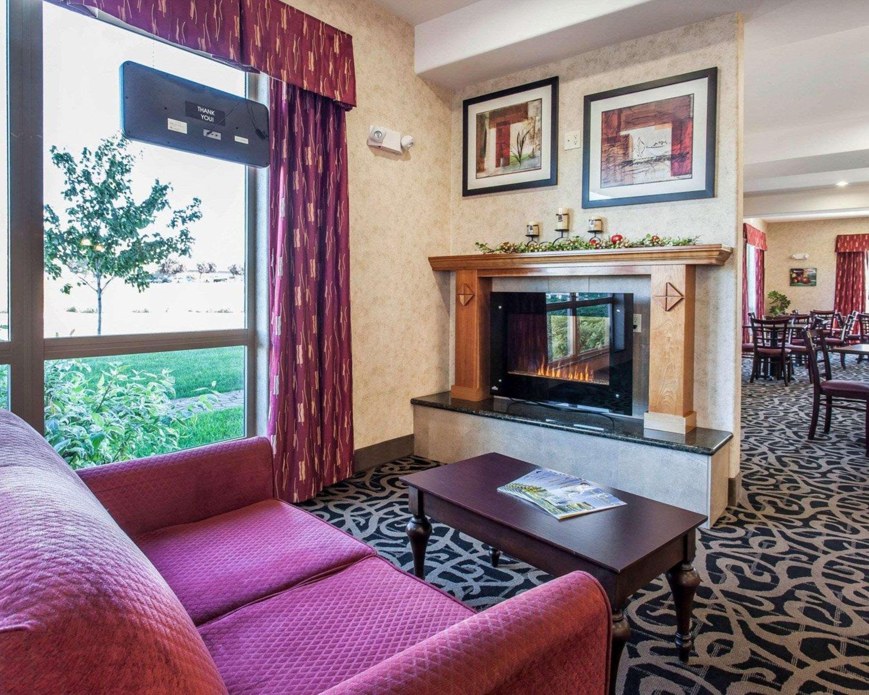 Comfort Suites Wenatchee Gateway Экстерьер фото