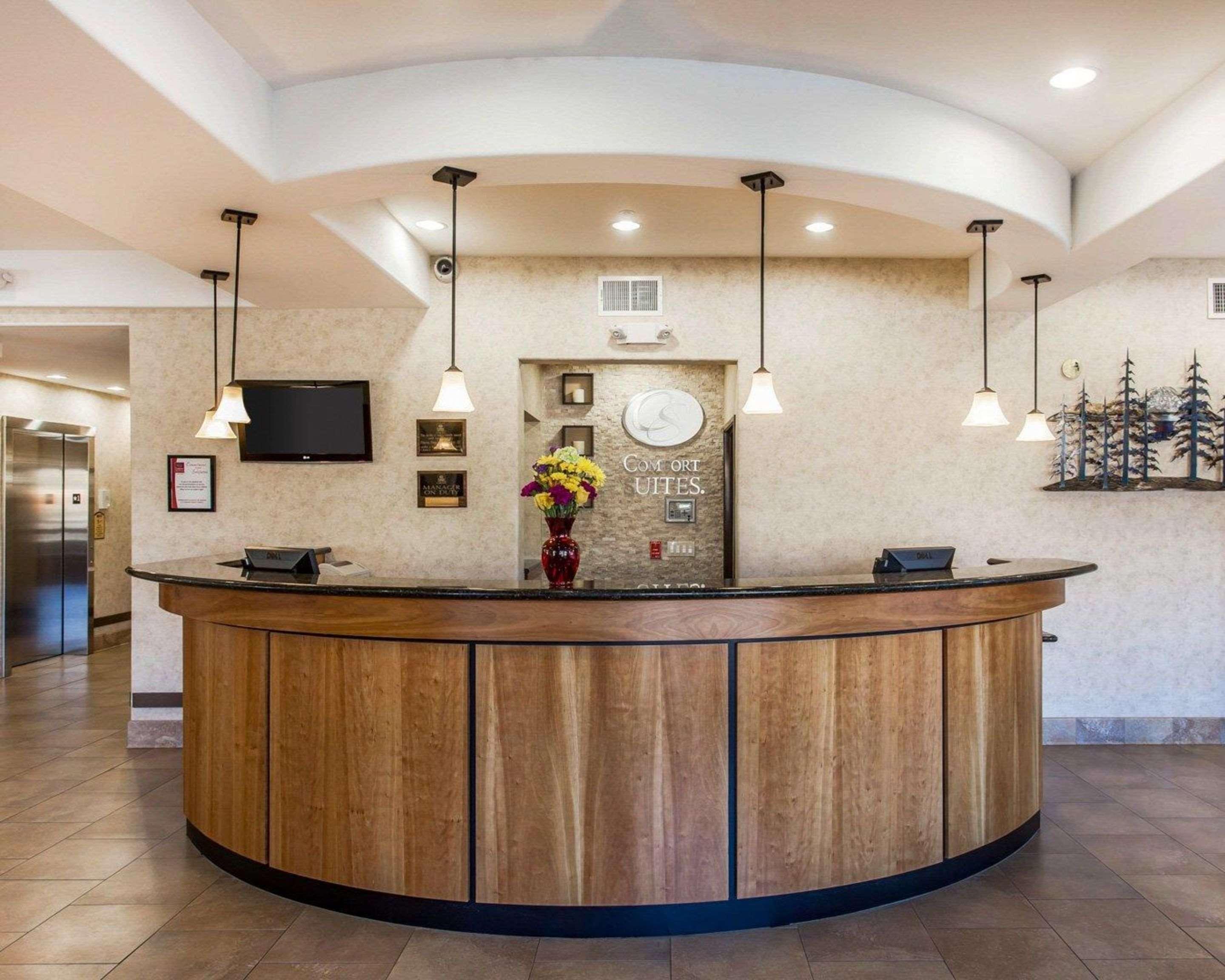 Comfort Suites Wenatchee Gateway Экстерьер фото