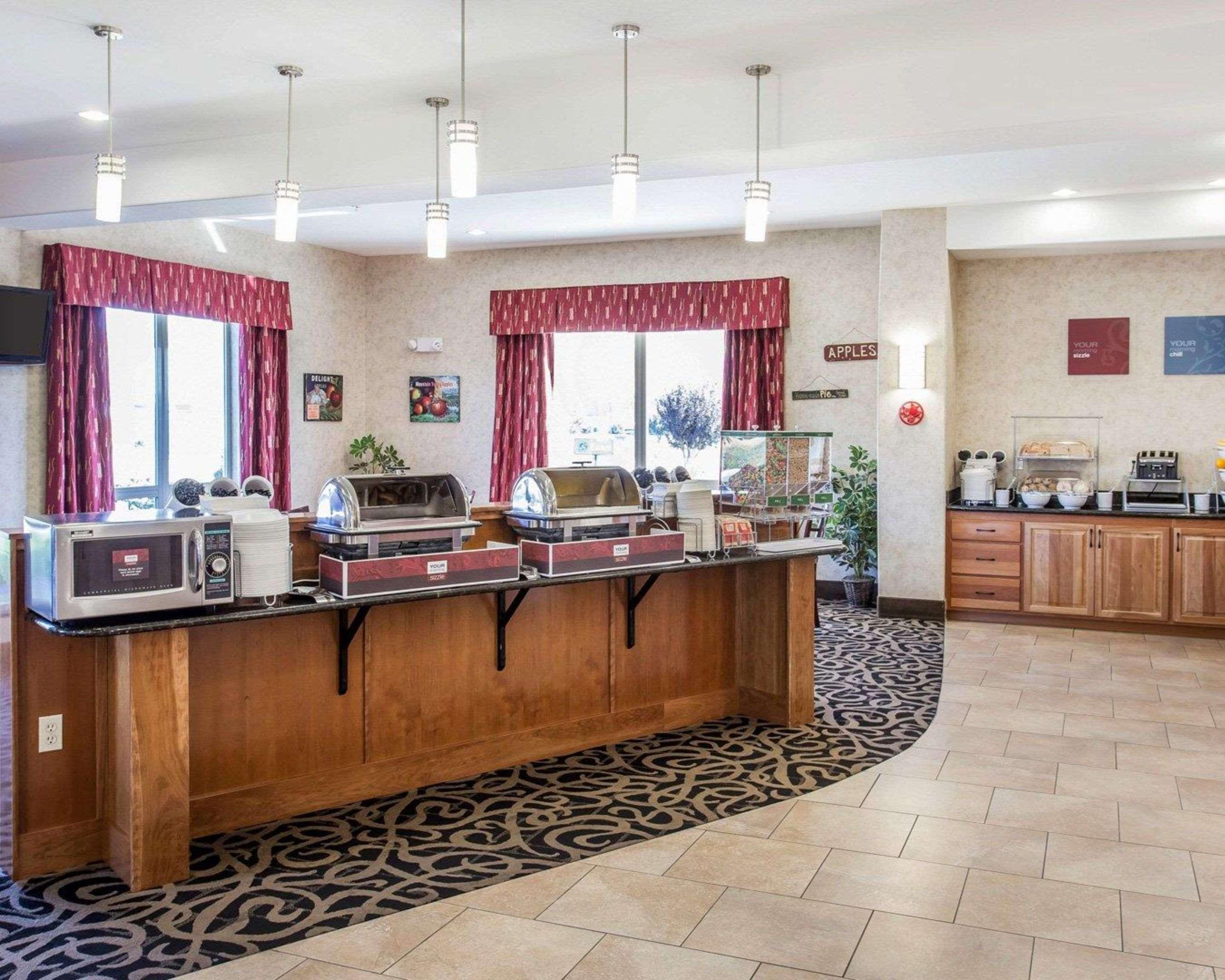Comfort Suites Wenatchee Gateway Экстерьер фото
