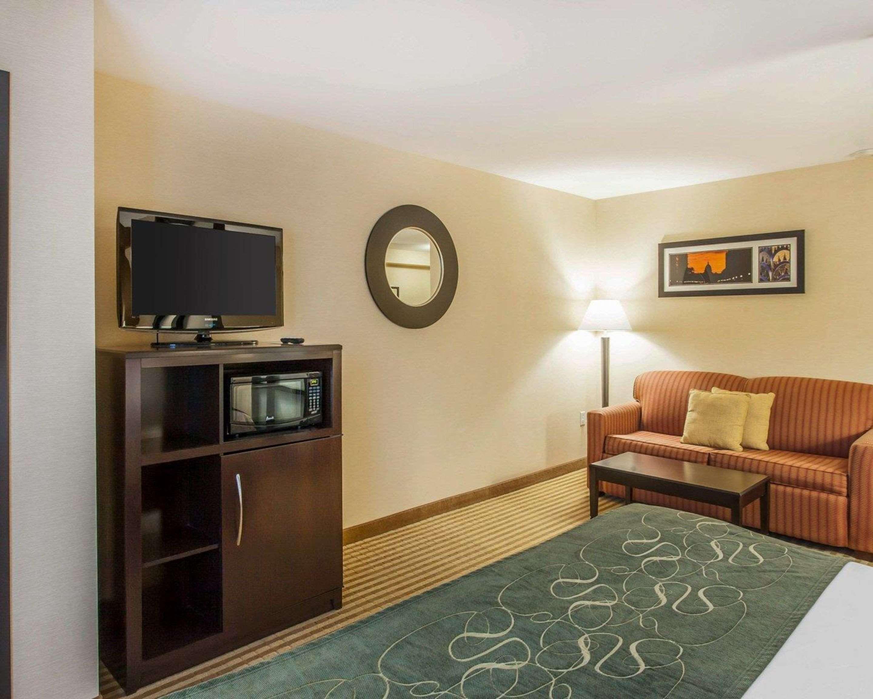 Comfort Suites Wenatchee Gateway Экстерьер фото