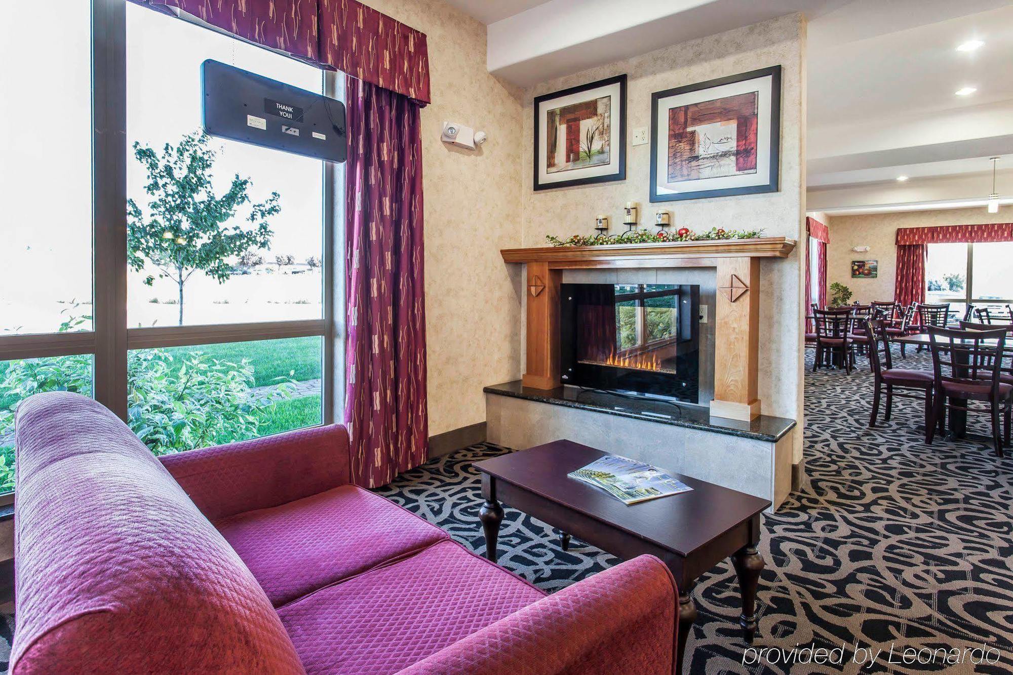 Comfort Suites Wenatchee Gateway Экстерьер фото