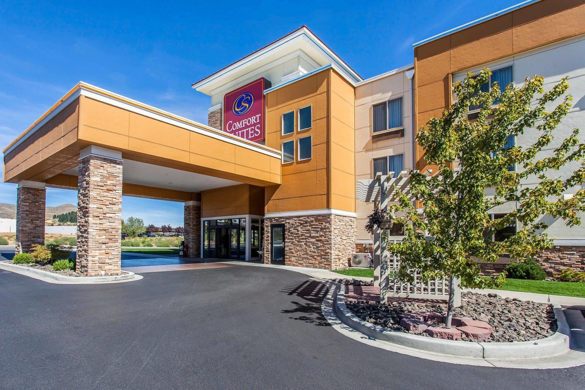 Comfort Suites Wenatchee Gateway Экстерьер фото